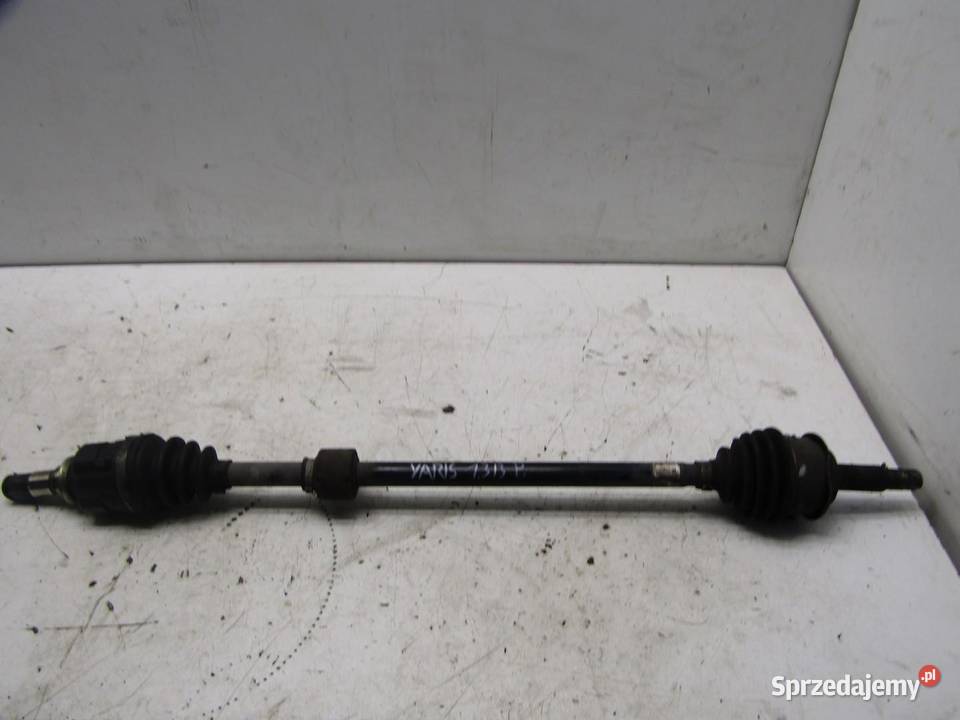 PÓŁOŚ PRZEDNIA PRAWY PRZÓD 13 VVTI TOYOTA YARIS Układ napędowy