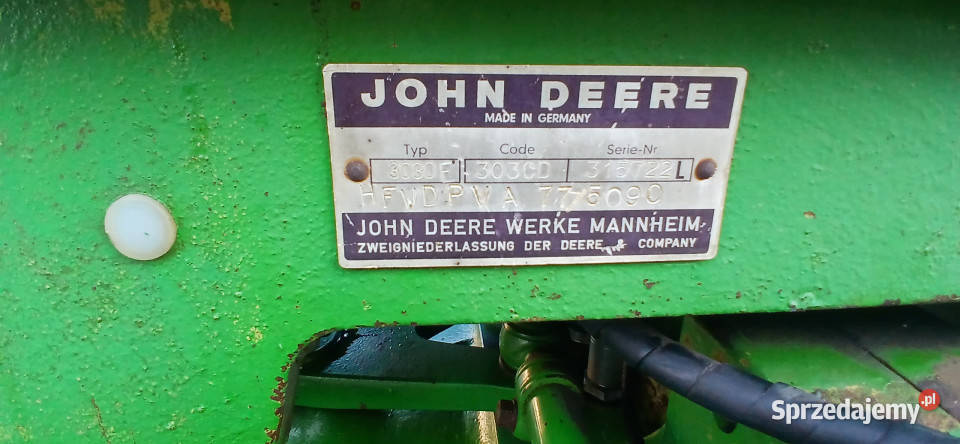 Ciągnik JOHN DEERE 3030 4x4 6cyl 89 Sędziwuje