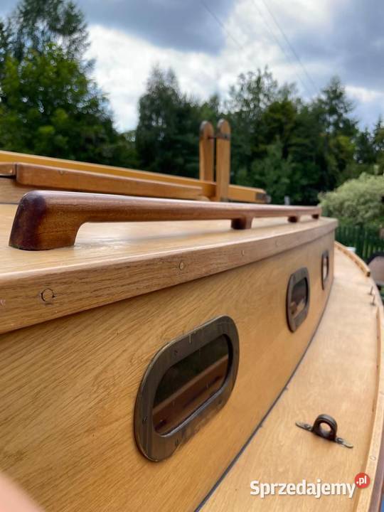 Łódka Jacht OMEGA drewniana słomka z kabiną Ruciane-Nida