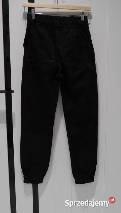 Bershka świetne spodnie joggery 34 XS Wrocław