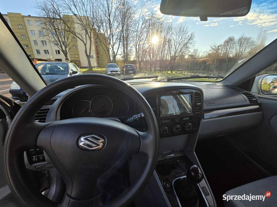 Suzuki Grand Vitara XL7 20 HDi srebrny sprzedam