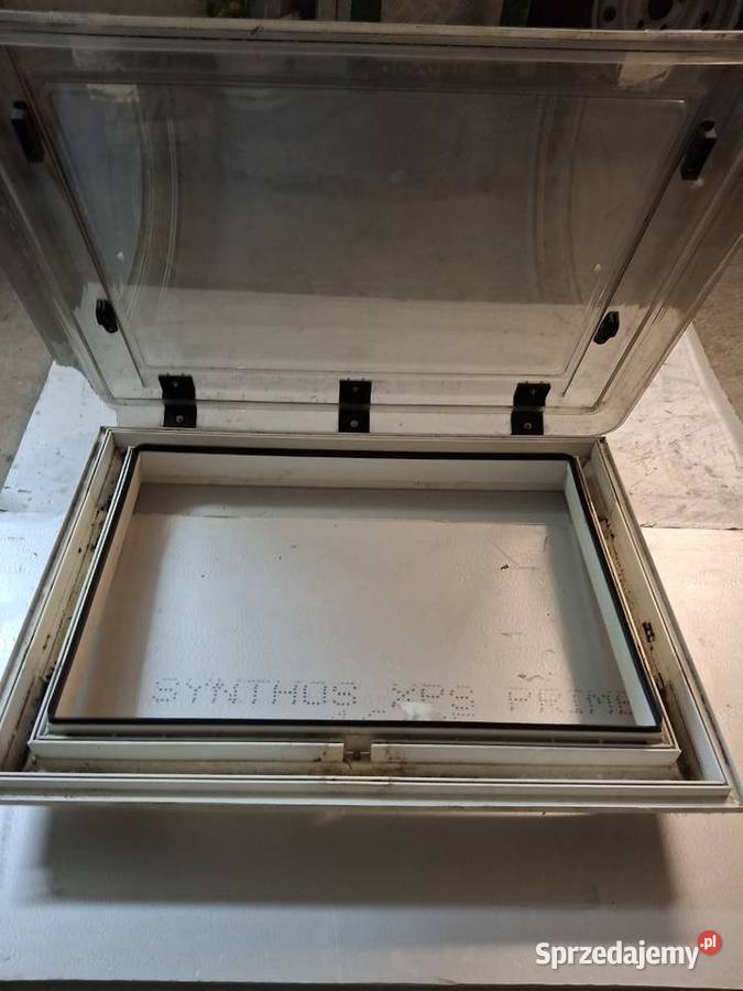 Moskitiera okno dachowe do przyczepy kempingowej Kempingowe Police