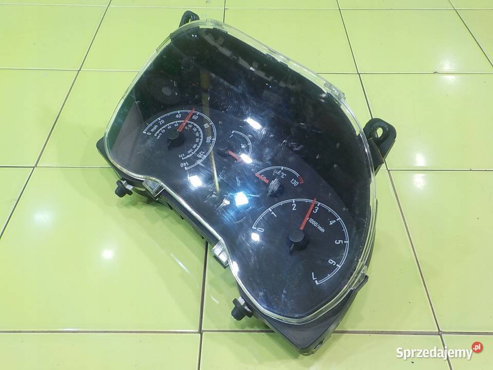 OPEL COMBO D 13 CDTI 14r VAN L1H1 licznik zegary mazowieckie Suków