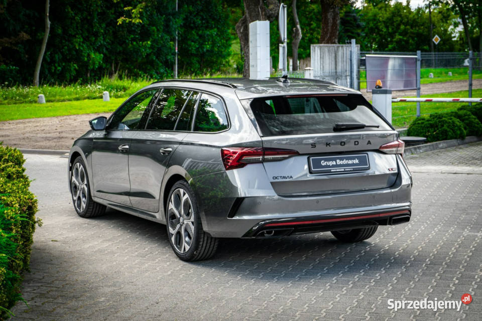koda Octavia Combi RS 20 TSI 265 DSG Dostępna system Start-Stop