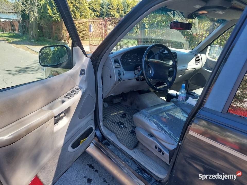 FORD Eksplorer 4x4 lpgAutomat