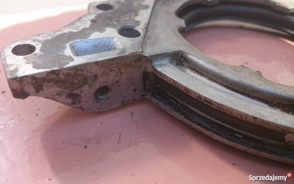 Obudowa wału Polonez Fiat 125p FSO 4356469 AK elementy napędu