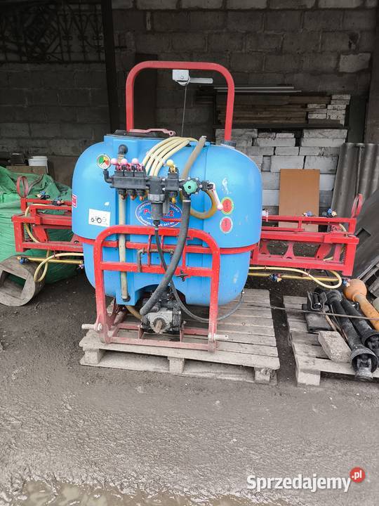 Sprzedam maszyny rolnicze nieuszkodzony Niechłonin