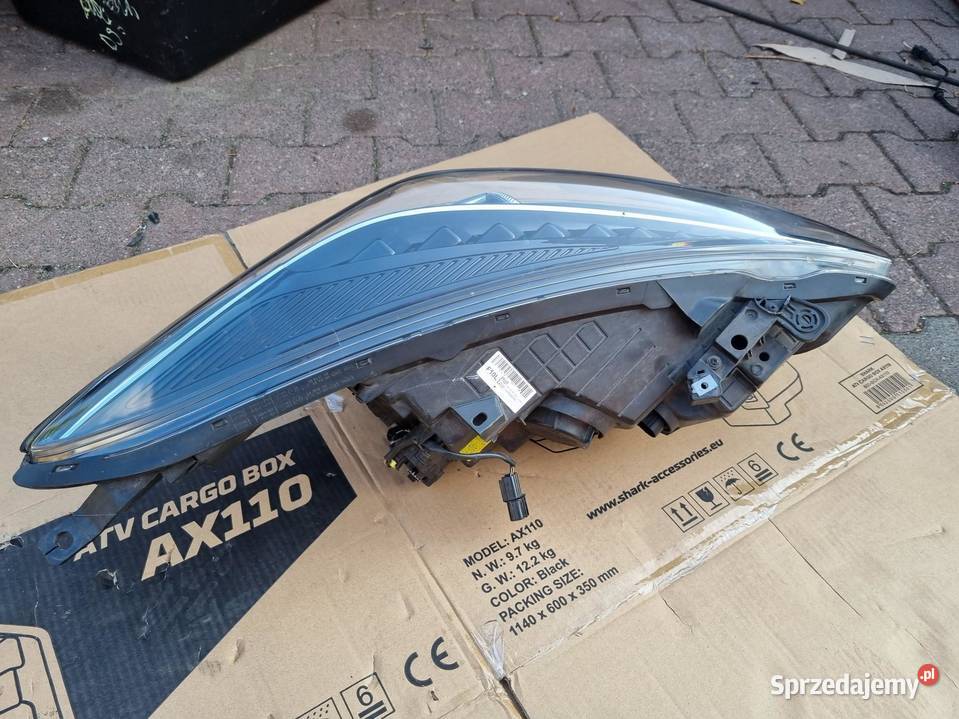 LAMPA LEWA PRZEDNIA PRZÓD XENON HYUNDAI i40 LIFT