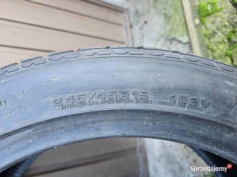 Opony zimowe Good Year UltraGrip 8 24545R19 102 Ostrów Wielkopolski