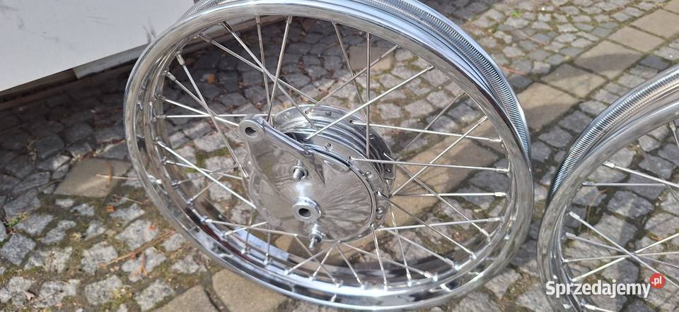 Odrestaurowane koła wsk 175 Opole