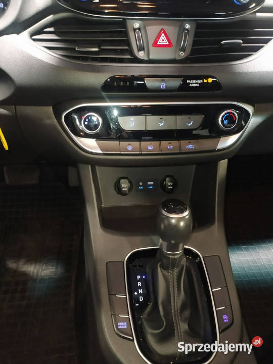 Hyundai i30 14 140automatkrajowyVat23 III 2017 140KM Łódź sprzedam
