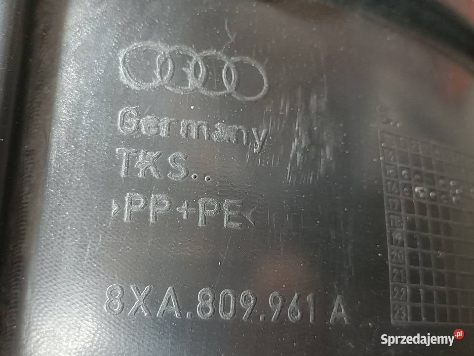 AUDI A1 NADKOLE LEWY PRZÓD 8XA809961A osobowe wielkopolskie Pleszew