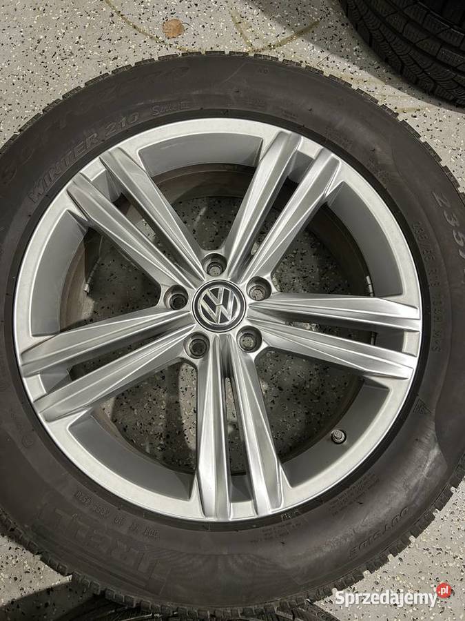Oryginalne koła zimowe FELGI 18 VW Tiguan II sprzedam