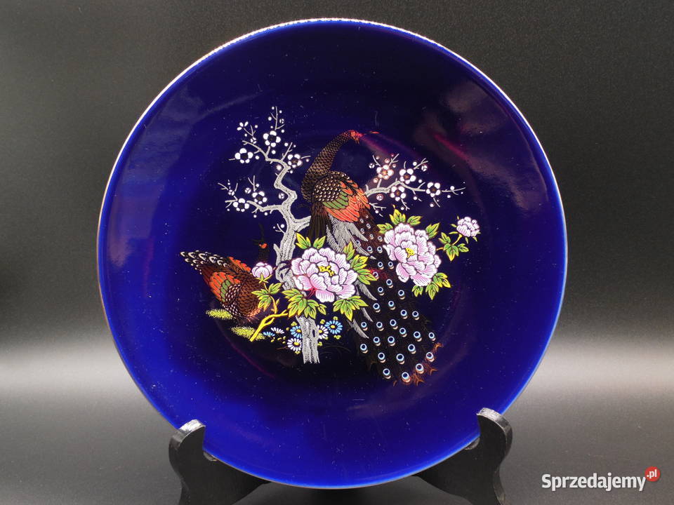 Japoński talerz z charakterystycznym motywem