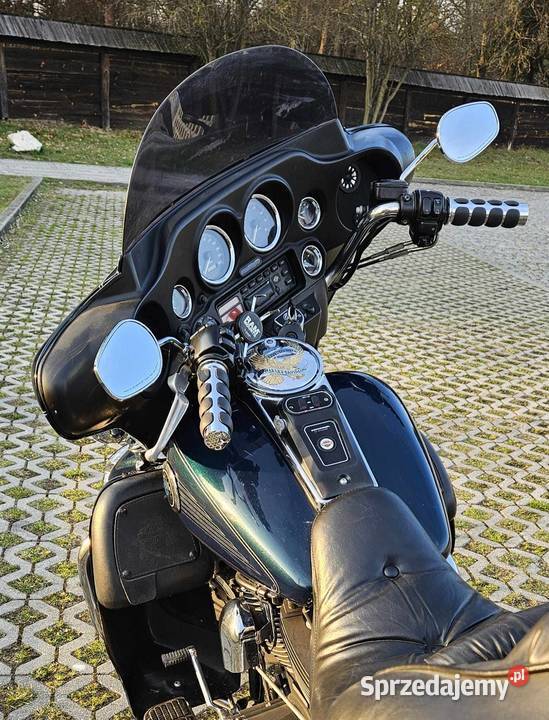 gotowy na sezon Harley Davidson Electra Glide