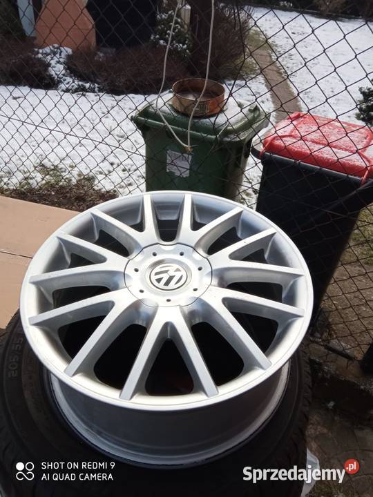 Alufelgi r17 gti golf 1K0 601 025AN Wojnicz
