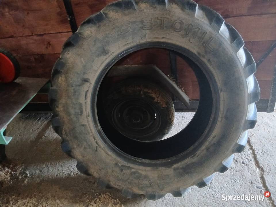 Sprzedam opony tylne stomil do ursusa 360 Lipnica Dolna