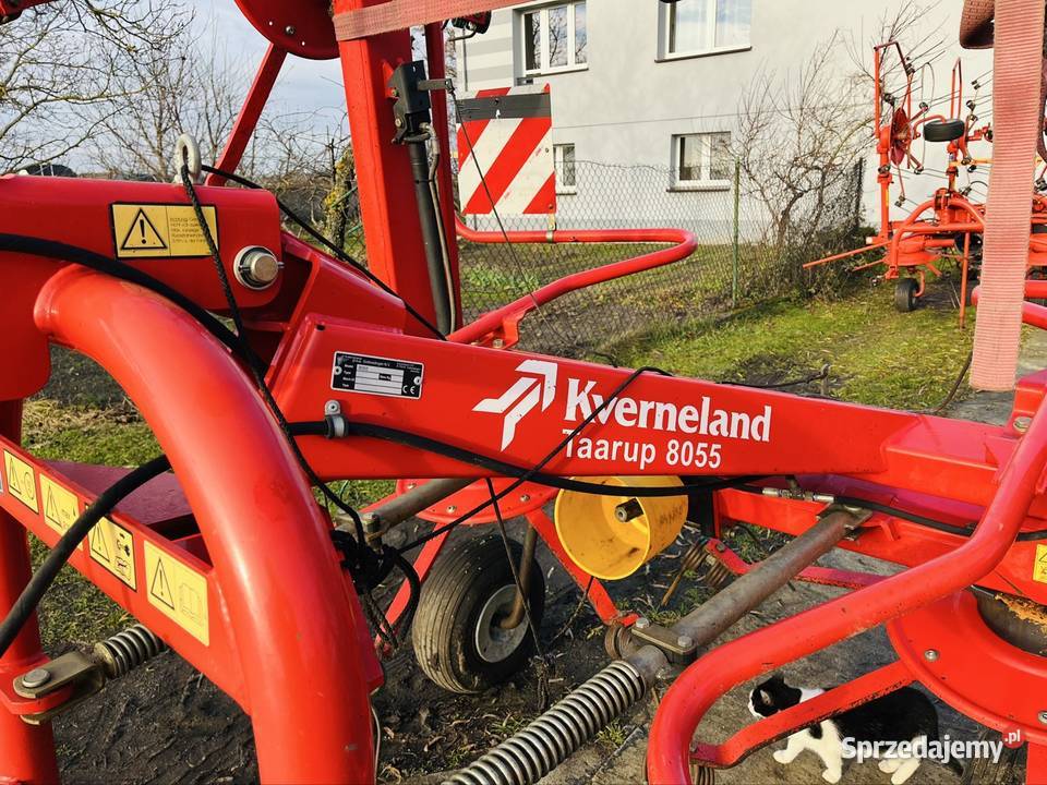 Przetrząsarka Kverneland Taarup 8055 Chwałkowo