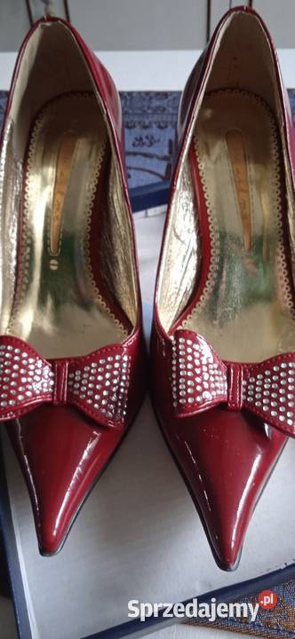 WIŚNIOWE LAKIEROWANE MARKOWE SZPILKI r 37 24cm Piła sprzedam