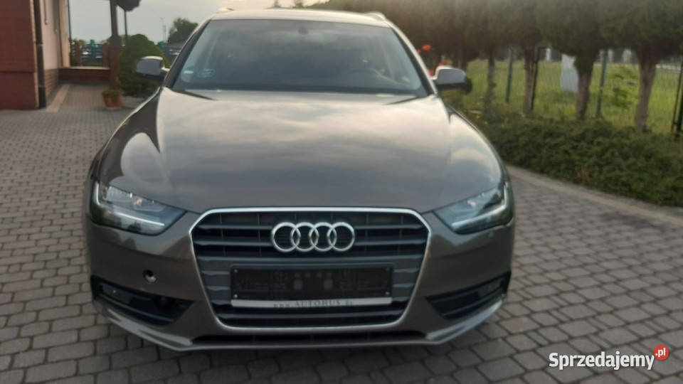 Audi A4 Audi A4 20 TFSI E85 Ambiente B8 20072015 relingi dachowe Bachowice