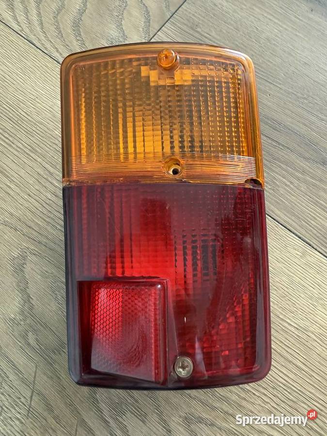 Lampa tylna prawa ST do Fiat 126 śląskie Sosnowiec