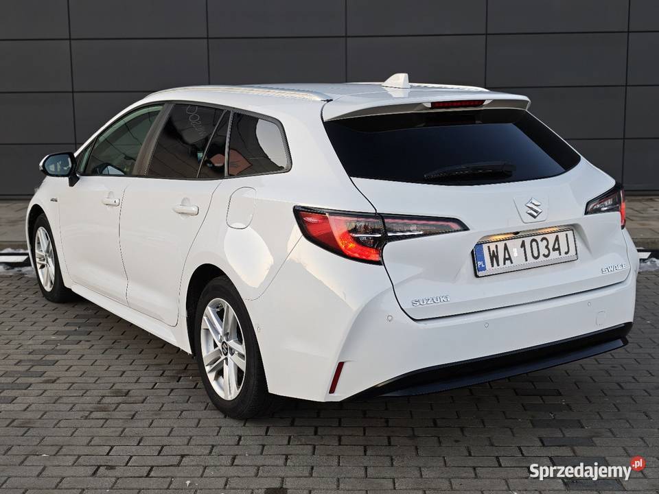 Suzuki Swace Toyota Corolla 18 hybrid 122 1 sprzedam