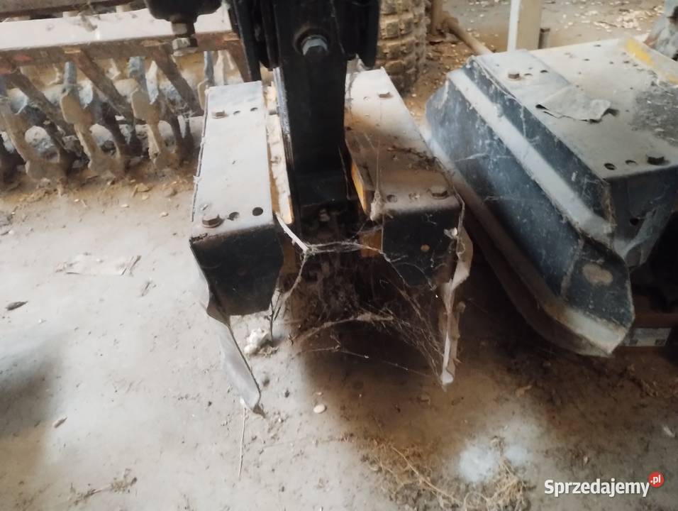 Glebogryzarka czterorzędowa Mogilnica