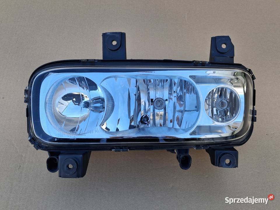 MERCEDES ATEGO REFLEKTOR LEWY LAMPA LEWA Bieleń sprzedam