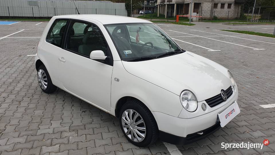 VW Lupo 10 benzyna ładny STAN NOWE OPONY CD Warszawa