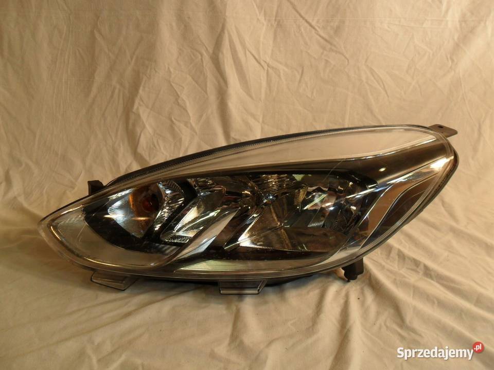 Reflektor Ford Fiesta MK8 lewy przedni lampa