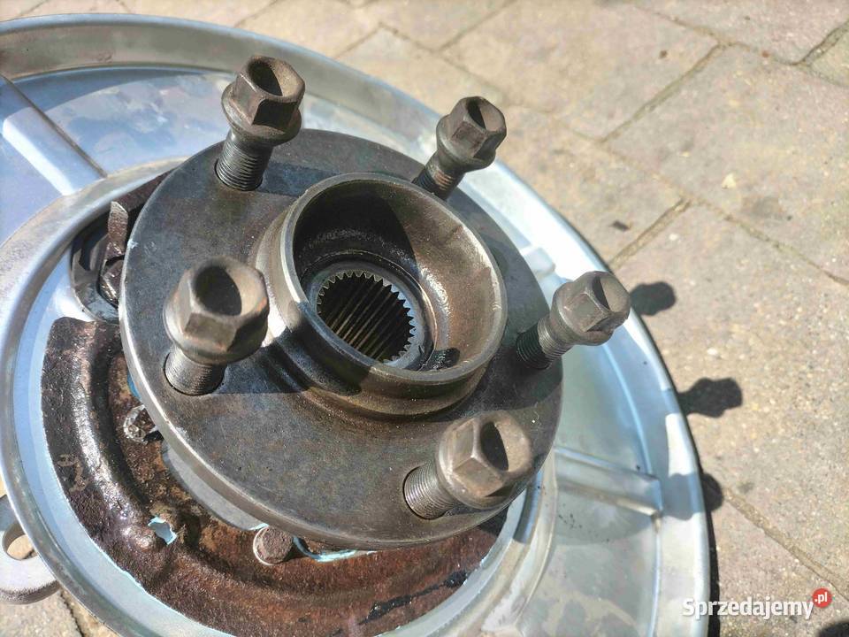Zwrotnica prawa tylna BMW E63 E64 E65 E66 Stan Poręba