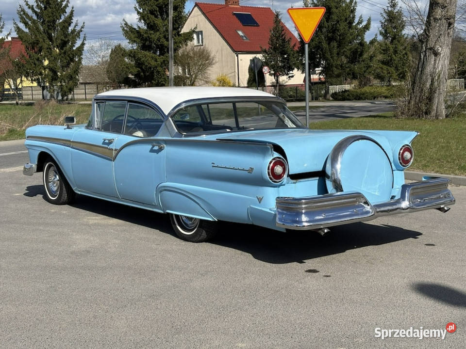 Ford Fairlane PROMOCJA Ford Fairlane 500 1957 V8 nieuszkodzony Sulechów