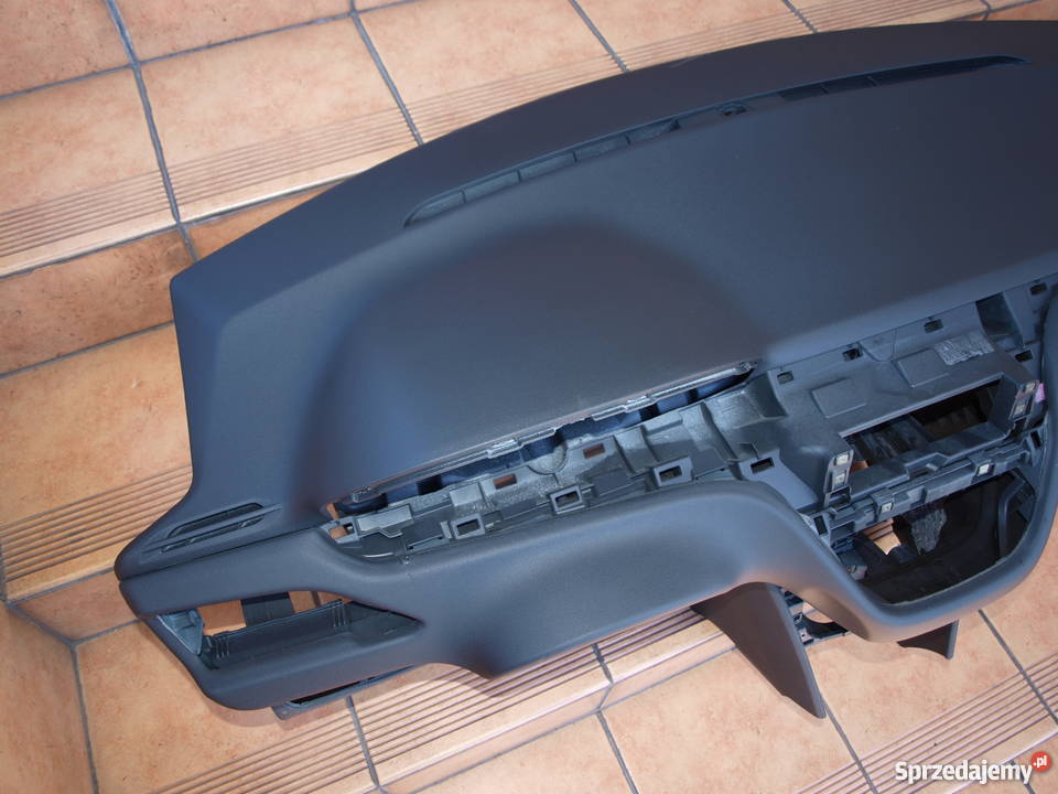Peugeot 208 konsola deska rozdzielcza 2012 2019r osobowe Kalisz