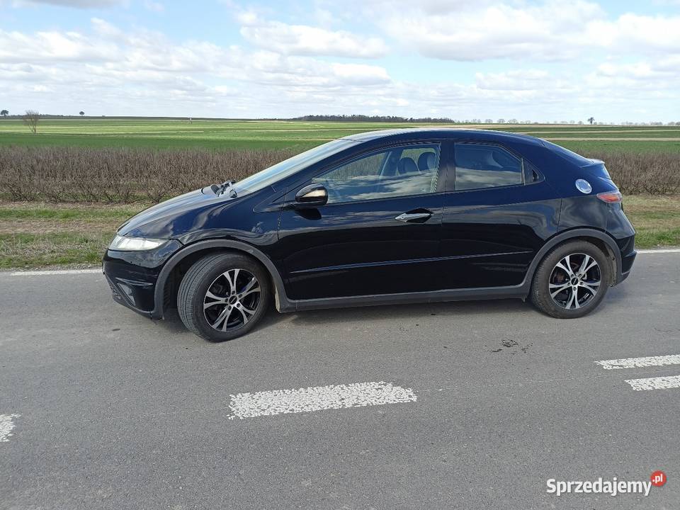 Honda Civic VIII Majdan Sobieszczański sprzedam