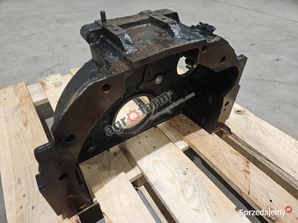 Obudowa koła zamachowego Massey Ferguson 6614 Byków