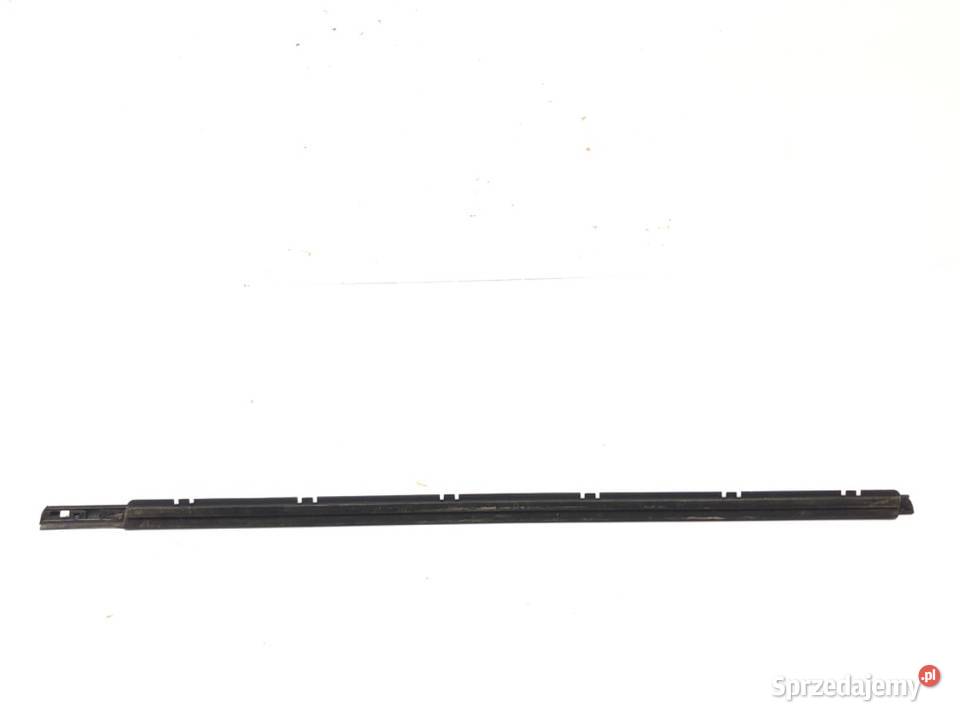 LISTWA ZGARNIAJĄCA PRZÓD PRAWA KIA STONIC sprzedam