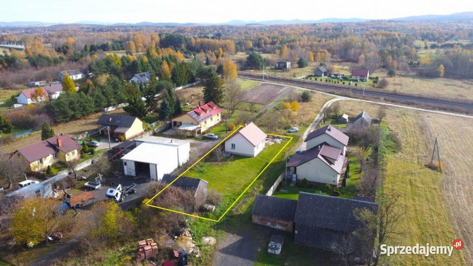 sprzedaży domu wolnostojącego 9324m2 Piekoszów