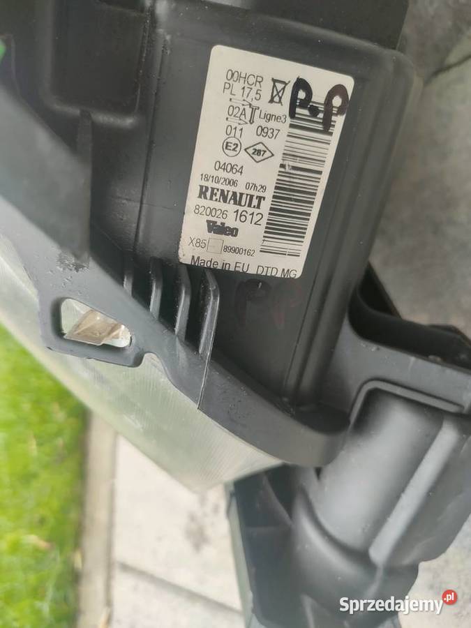 Clio III lampa przód Lampy przednie Swarzędz