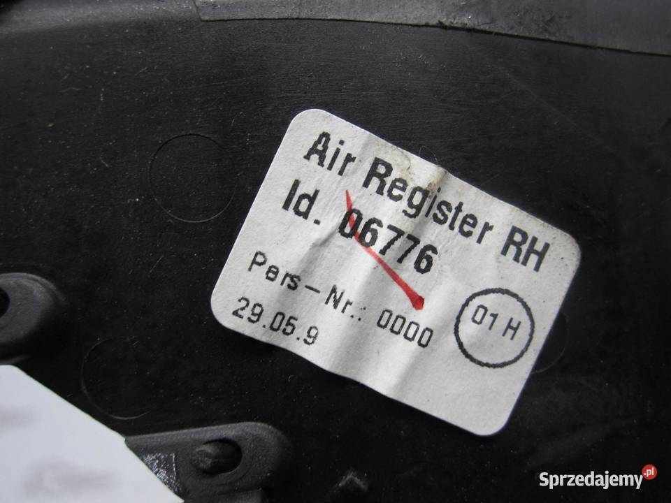 FORD FIESTA VII 09r kratka nawiewu prawa środek świętokrzyskie