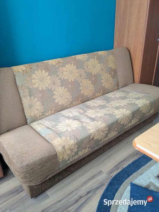 Rozkładana kanapa Wersalka