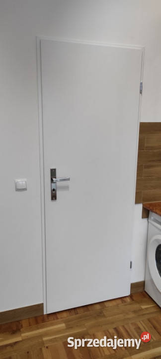 1pokojowy lokal 15m2 z łazienką aneksem Łomianki
