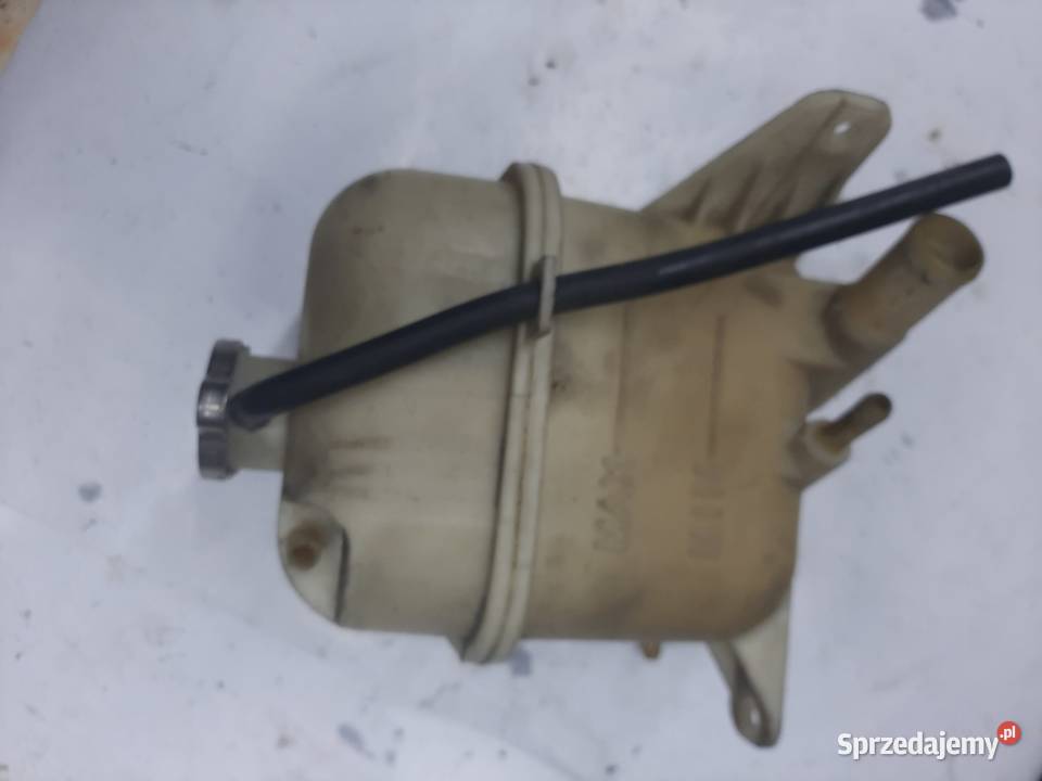 Zbiorniczek wyrównawczy Hyundai Trajet 20002008 osobowe łódzkie Ksawerów