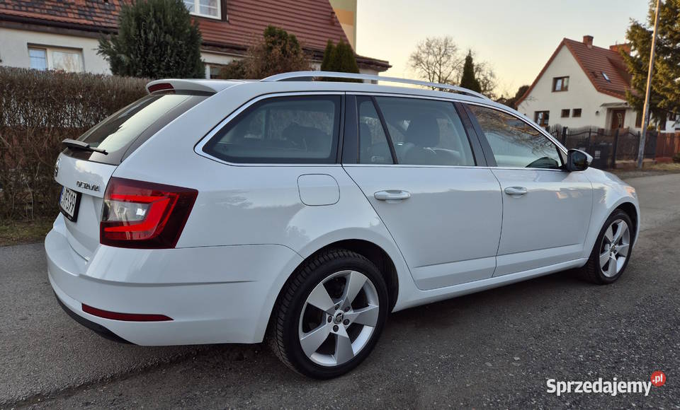 Skoda Octavia III 14tsi 150 pełen serwis ASO Rok produkcji 2017 Octavia Katowice sprzedam
