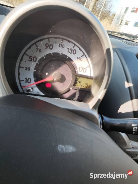 Peugeot 107 10i 2010r 143000km Toruń