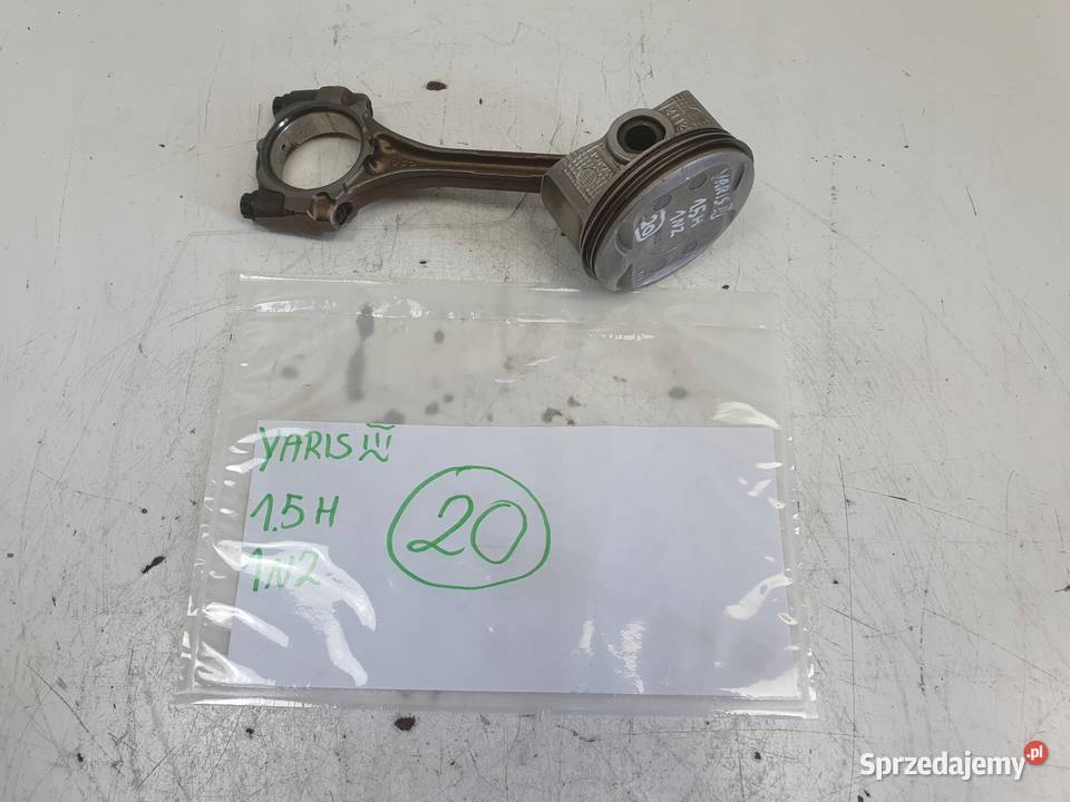 Toyota Yaris III 15 H HYBRID TŁOK KORBOWÓD 1NZ osobowe Chełm