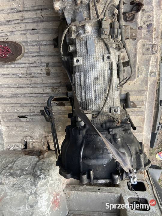 Mitasubishi Pajero III 32 DiD Czesci 04r