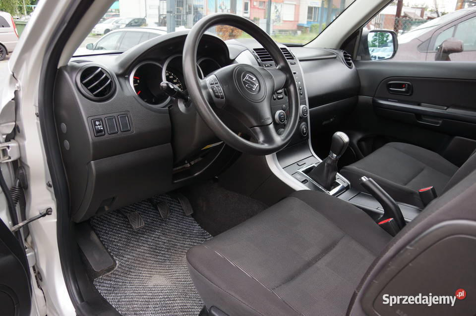 Suzuki Grand Vitara 16 Benzyna 106 4x4 klimatyzacja małopolskie Nowy Sącz