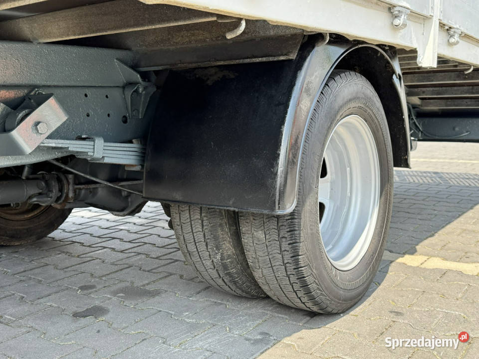 Iveco Daily 50C13 28 130 7 Osób Brygadówka Doka biały Widełki