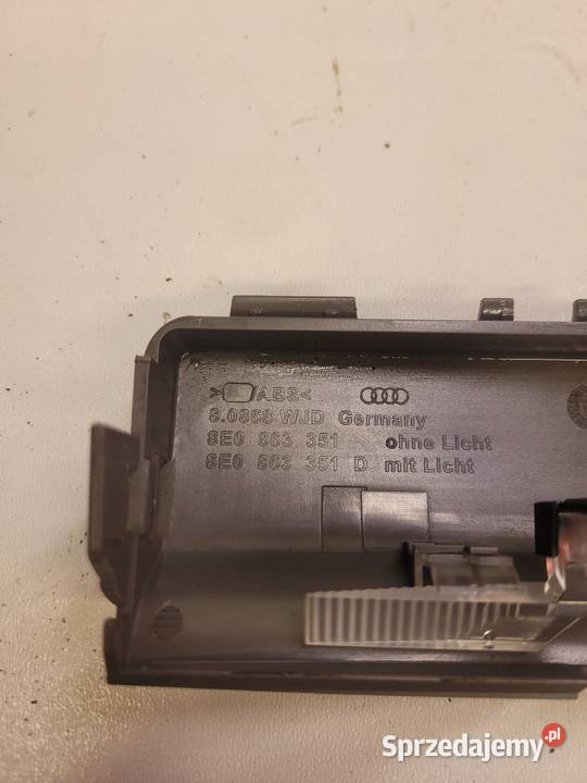 ZAŚLEPKA TUNELU POPIELNICZKI AUDI A4 B7 Przystajń
