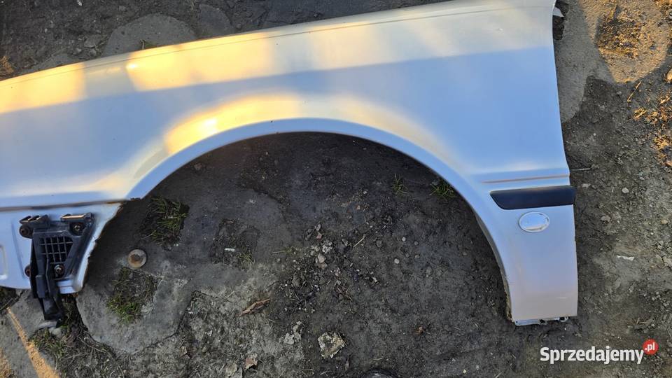 Błotniki audi 80 b4 komplet Błotniki Gorlice